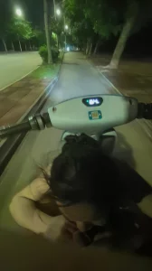 大街上边骑车边口吃我大鸡巴